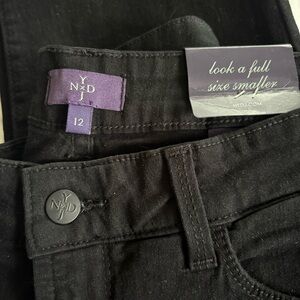 NYDJ Lift & Tuck Technology Comfy Black Denim Slimming Jeans Sz12 Style 40265ODT